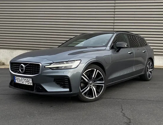 samochody osobowe Volvo V60 cena 183500 przebieg: 70000, rok produkcji 2020 z Dąbie